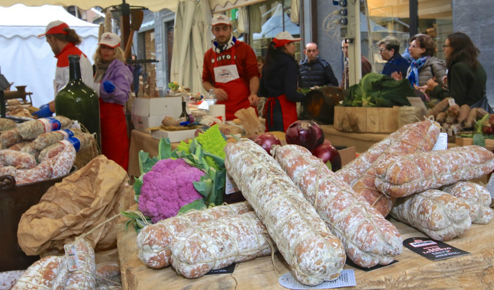 Festa del salame per le vie di Cremona